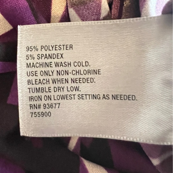 Women's Worthington Petite Stretch Top Blouse Size PXL Purple White Black - Picture 6 of 9